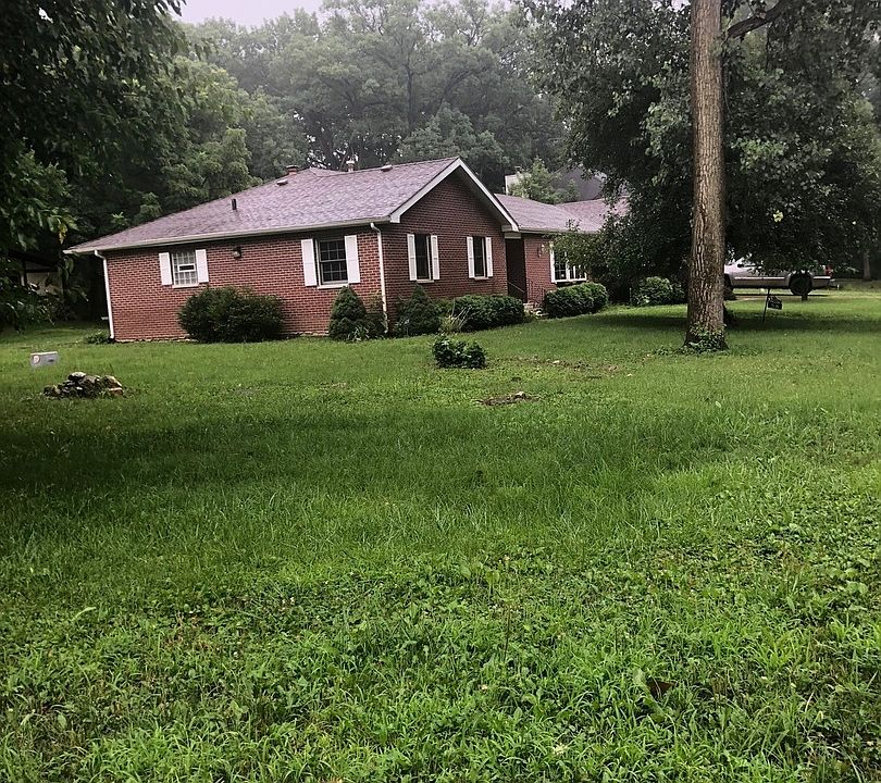 1st image of 58 Longwood Dr