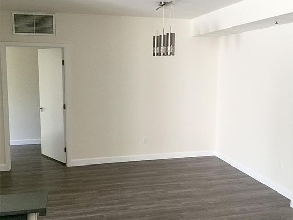 5th image of 4305 Laurel Canyon Blvd Unit 202