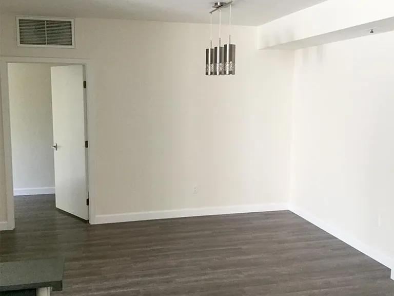 4305 Laurel Canyon Blvd #202 — Photo 5