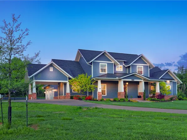 703 SW O St, Bentonville, AR 72712