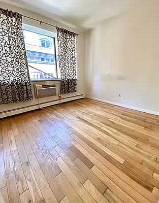 Rented by Guy Goldman, LREB | media 2