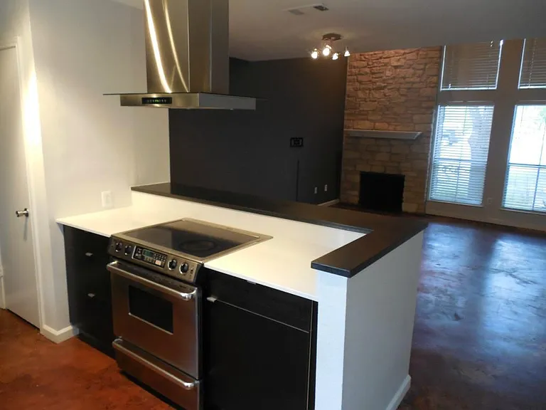 6703 Old Quarry Ln — Photo 6