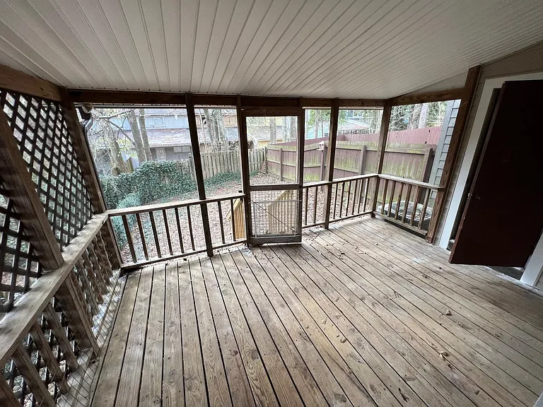 121 Boardwalk St — Photo 13