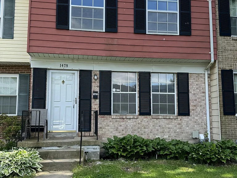 1479 Harford Square Dr — Photo 13