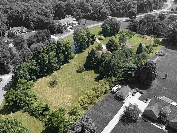 5th image of 3815 W Sweet Briar Dr