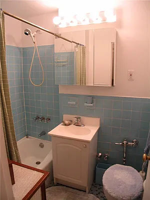 Rented by Kian Realty | media 20