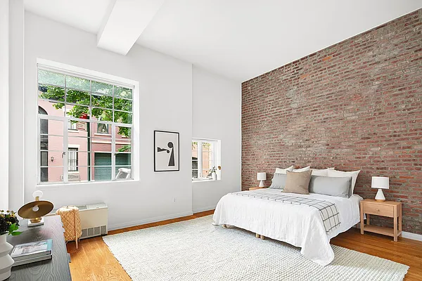 Sold by Compass | media 5