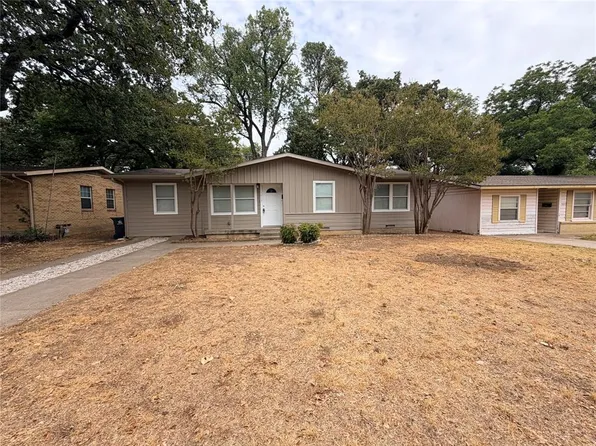 1013 W Tucker Blvd, Arlington, TX 76013