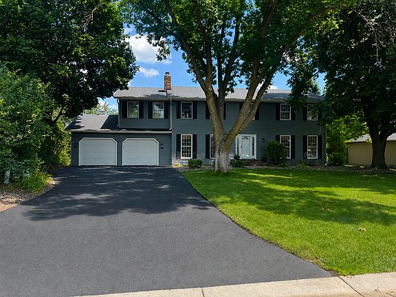 2nd image of 2440 Sunrise Dr