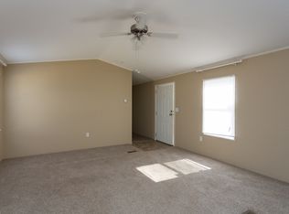 15818 Country Way, Lindale, TX 75771