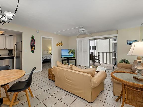 5th image of 6312 MIDNIGHT PASS ROAD #305S