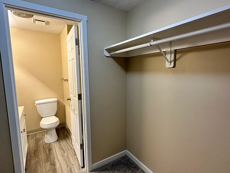 Evanbrook Apartments — Photo 46