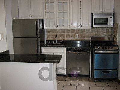 4th image of 159 2nd Ave APT 9
