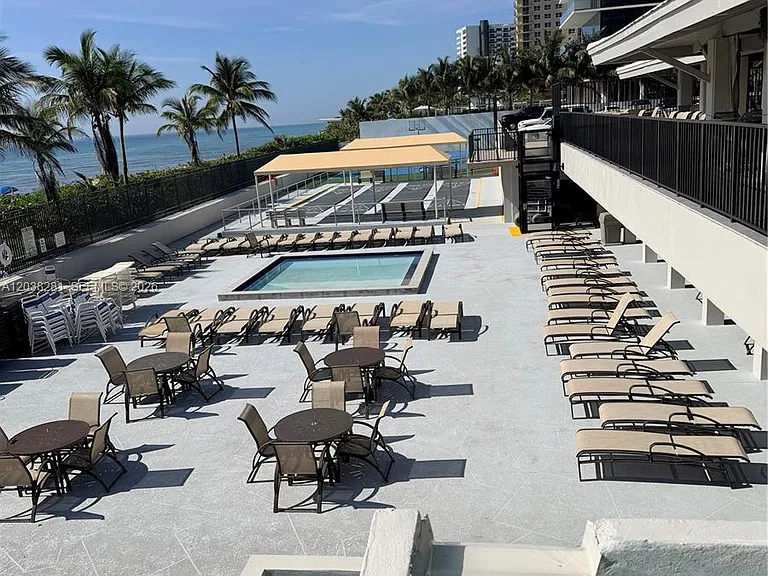 1965 S Ocean Dr #8H — Photo 19