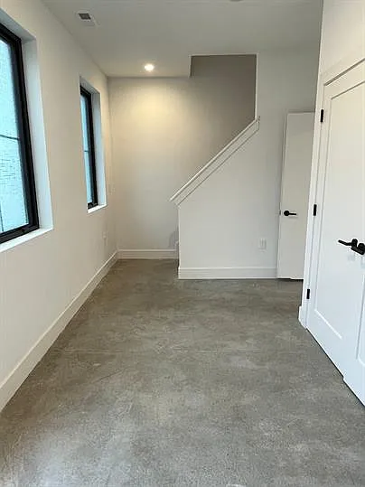 361 Loeffler Ave #361 — Photo 5