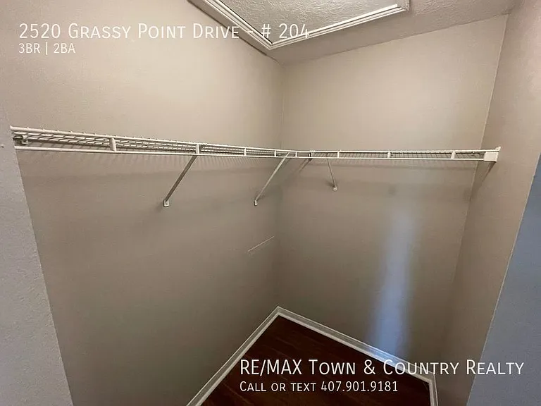2520 Grassy Point Dr #204 — Photo 23