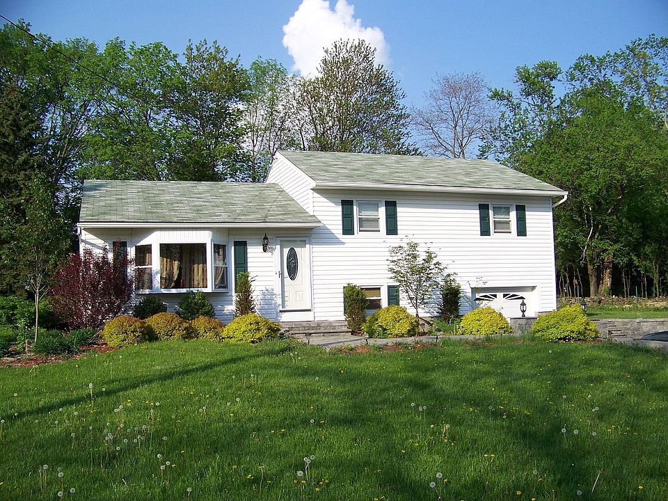 1st image of 11 Jodphur Ln