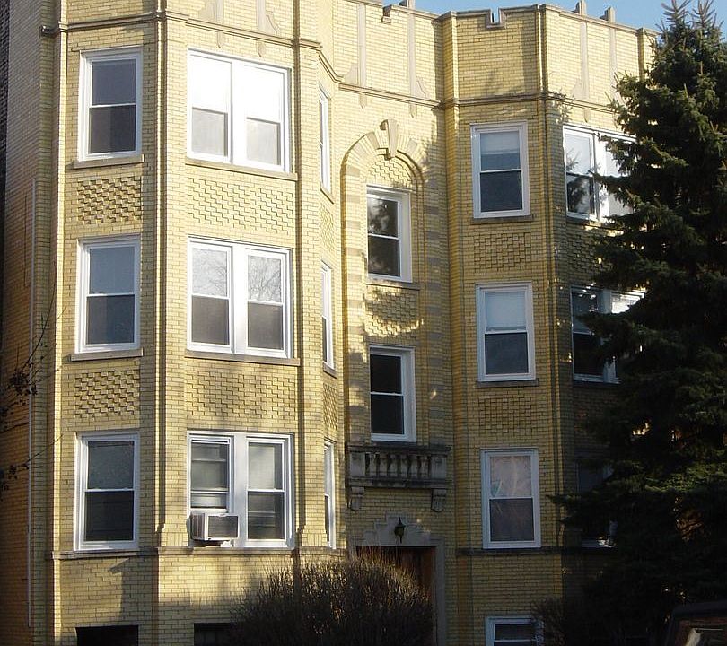 1st image of 4421 N Rockwell St #2E