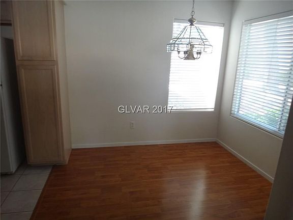 3rd image of 3104 Tarpon Dr Unit 103