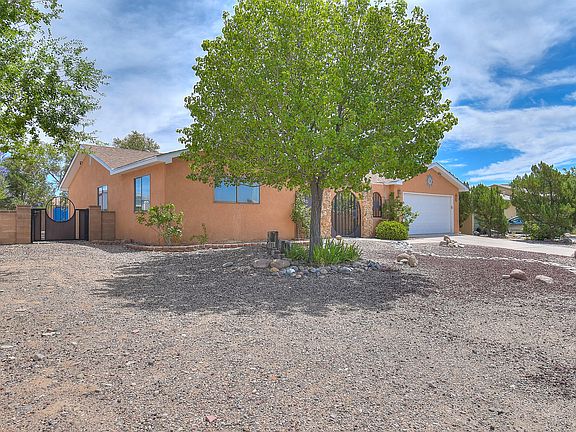 4th image of 9912 Park Ln NW