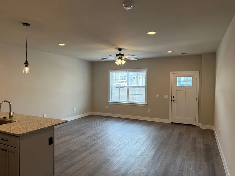 Salem Run Apartments Phase 2 — Photo 143