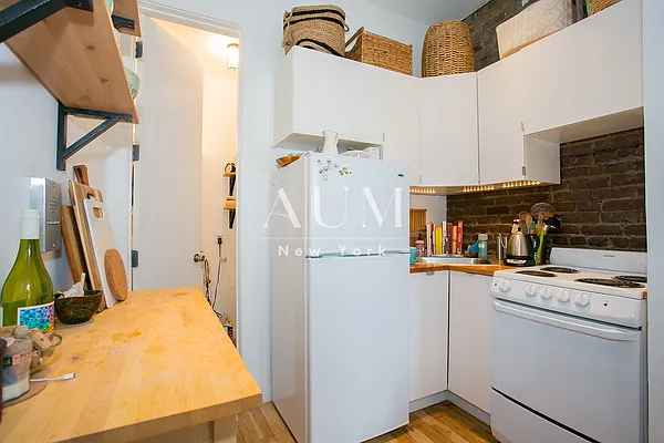 Rented by Zone Corp | media 29