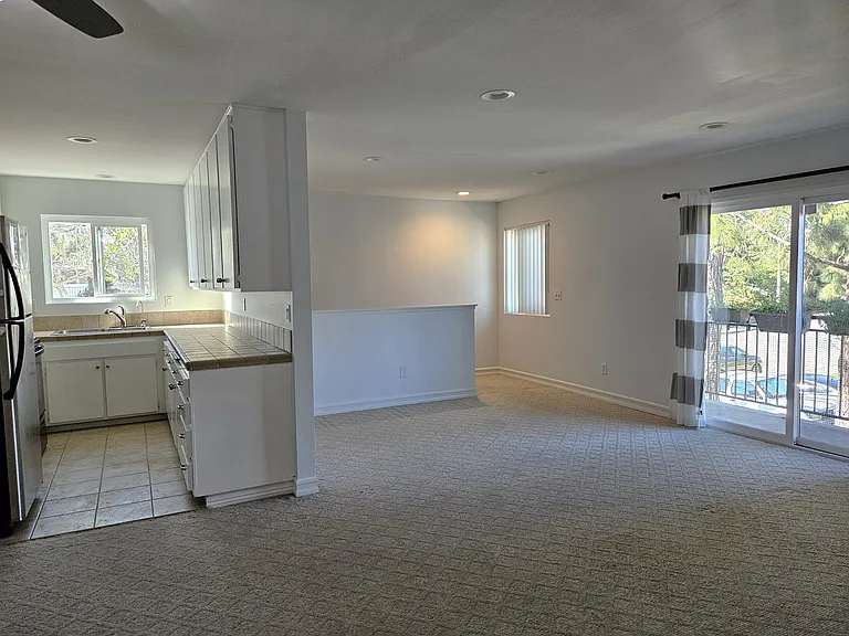 7888 Camino Huerta — Photo 4