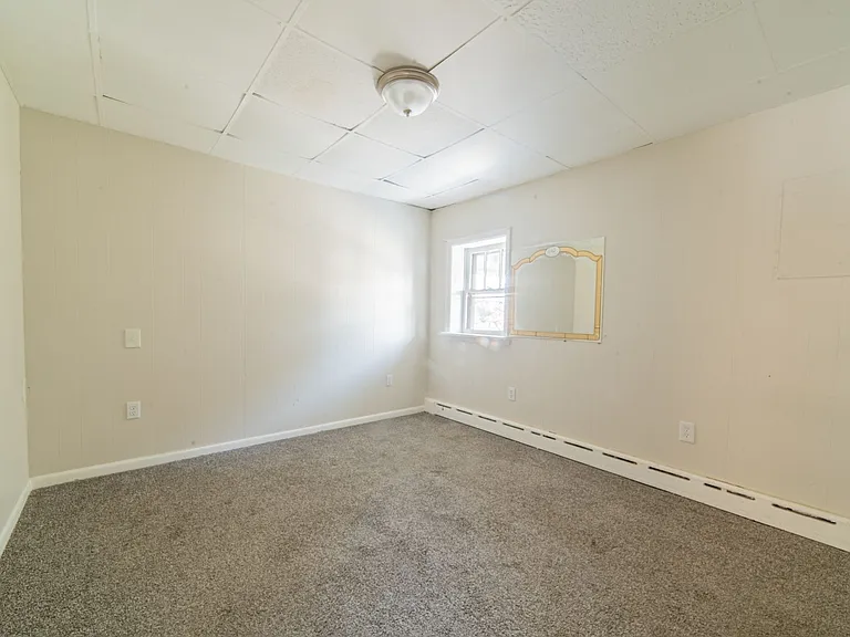 105-107 Atlantic St — Photo 11