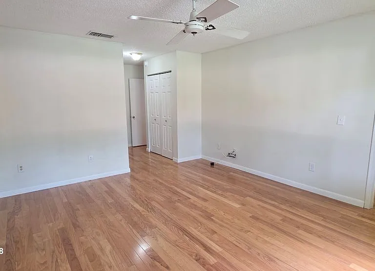 21810 Cypress Cir #B — Photo 12