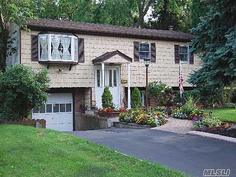 1st image of 22 Riverdale Ave