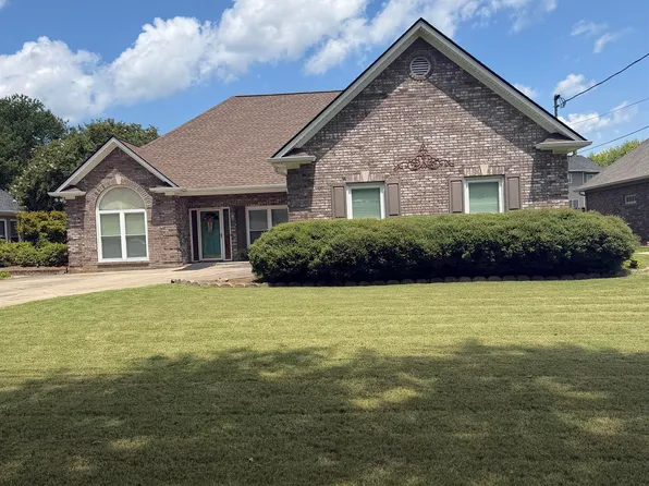 344 Hewitt St, Trussville, AL 35173