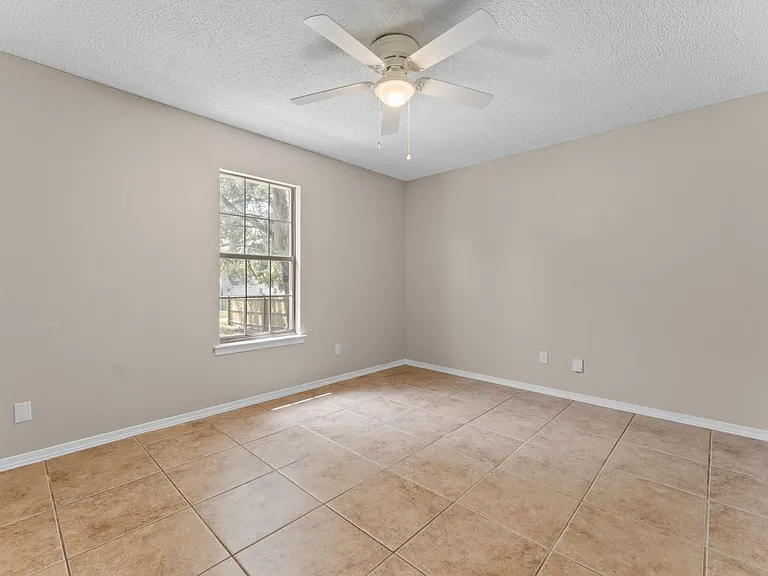 20952 Liberty Ln — Photo 22