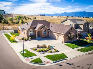 5808 Cumbre Vista Way, Colorado Springs, CO 80924