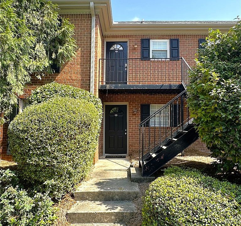 1st image of 1055 Baxter Street