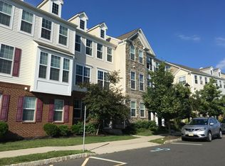 1002 Leia Ln, Highland Park, NJ 08904