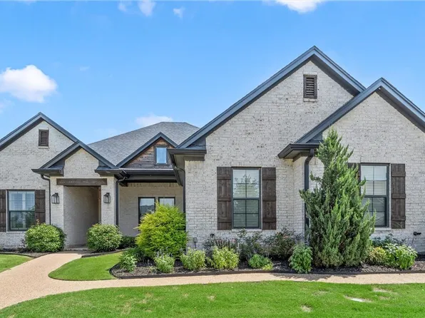 404 Wycliff Dr, China Spring, TX 76633