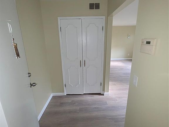 2nd image of 6670 Chesapeake Dr APT D