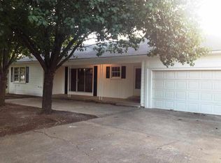 106 E Martindale Dr, Marshall, TX 75672