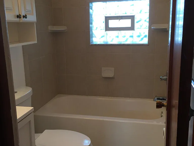 500 Serpentine Dr — Photo 3