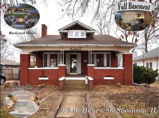 919 W Henry St, Staunton, IL 62088