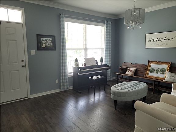 5th image of 15037 Saint Ives Dr