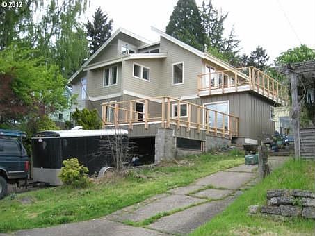 2nd image of 2685 University St