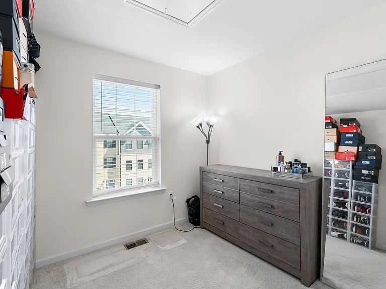 10625 Meridian Hill Way — Photo 18