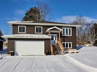 1 Northdown St, Huntsville, ON P1H 2R3