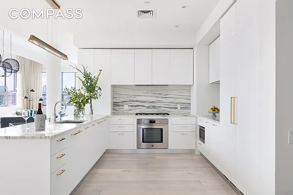 Sold by Compass | media 26