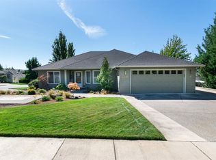 3398 Calle Vista Dr, Medford, OR