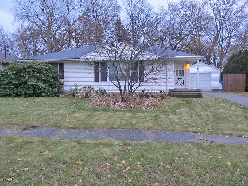 1st image of 3317 Canterbury Ave
