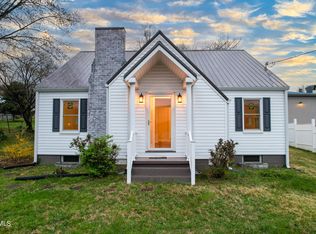 938 Snapps Ferry Rd, Greeneville, TN 37745