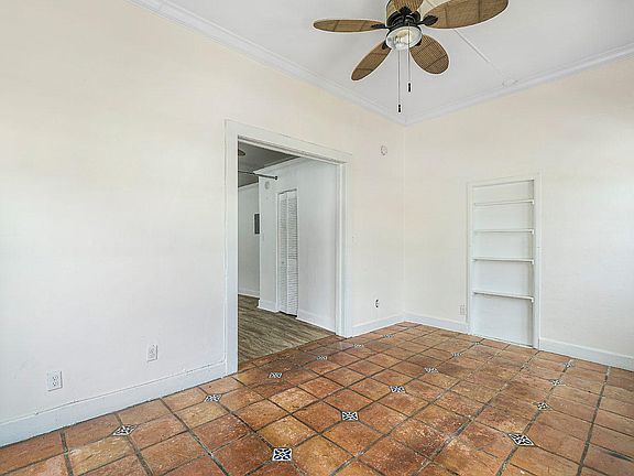 4th image of 270 Seminole Ave APT 1