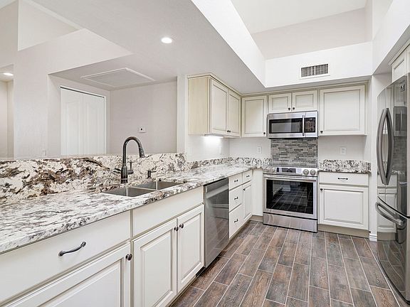 2nd image of 25555 N Windy Walk Dr Unit 39